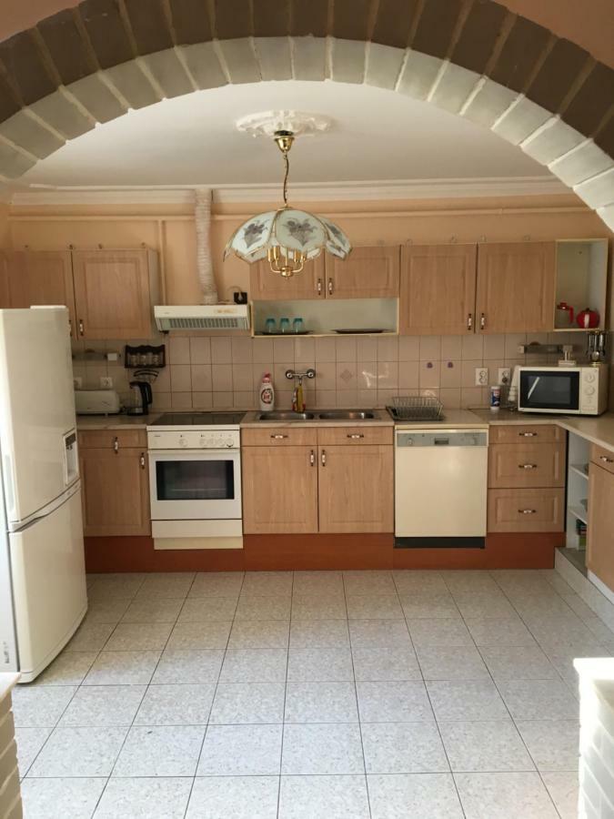 Stella Apartman Debrecen Eksteriør billede